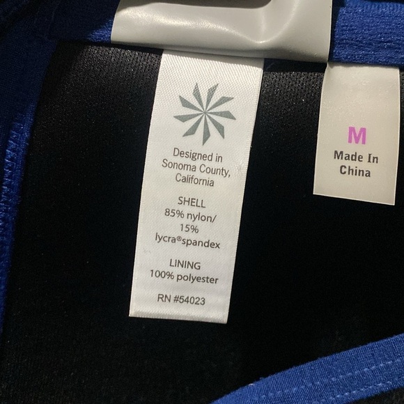 Athleta Navy Blue Halter Top Tankini Size Medium Style 594457-01 - Picture 6 of 7